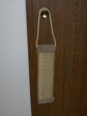 Hanging Scratcher